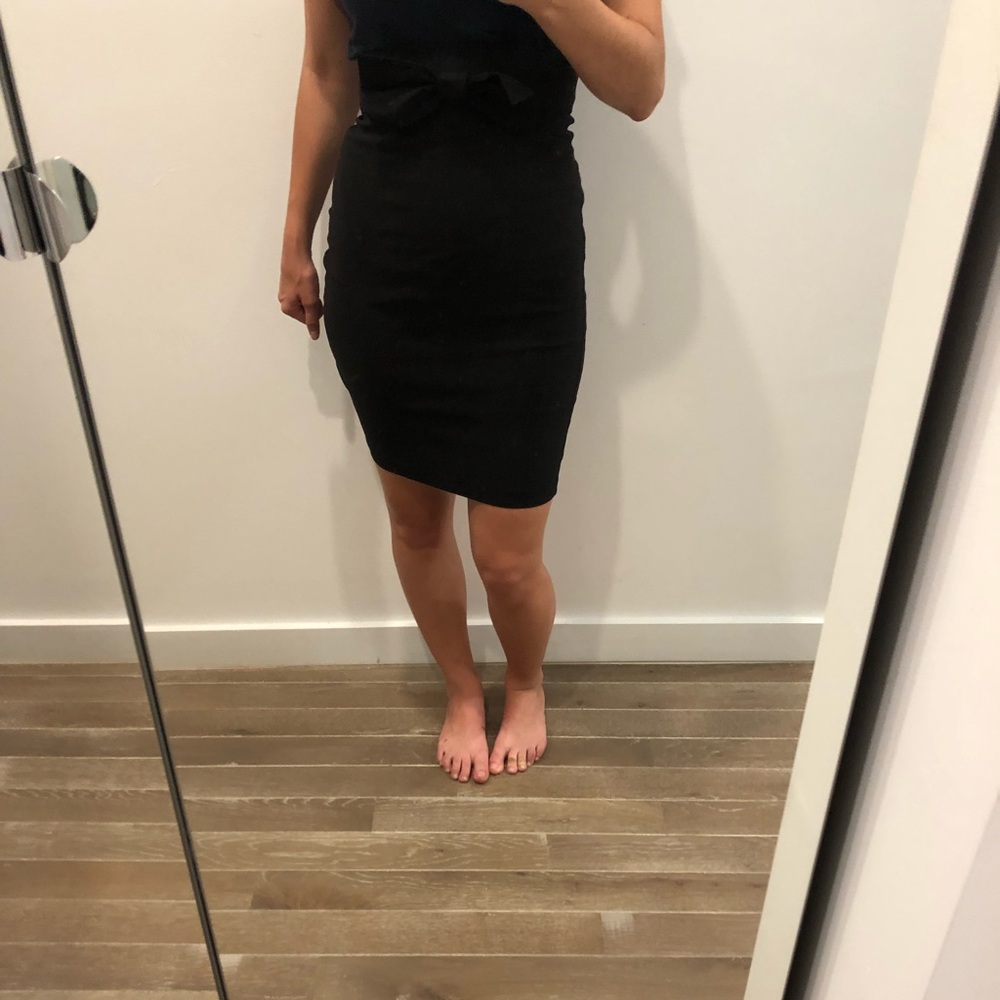 black pencil skirt